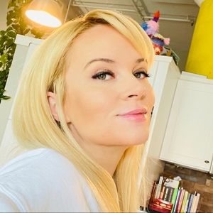 Meet your Posher, Harper!